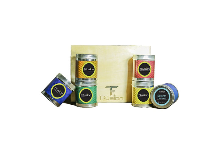 "Chaste" 6 Cd - Solid Pinewood 6 Compartment Box With 6 Pcs Imported Best Quality Caddies - Image 1